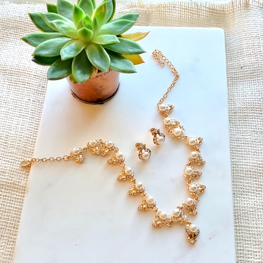 NWT Pearl and Rhinestone Y Necklace & Earrings